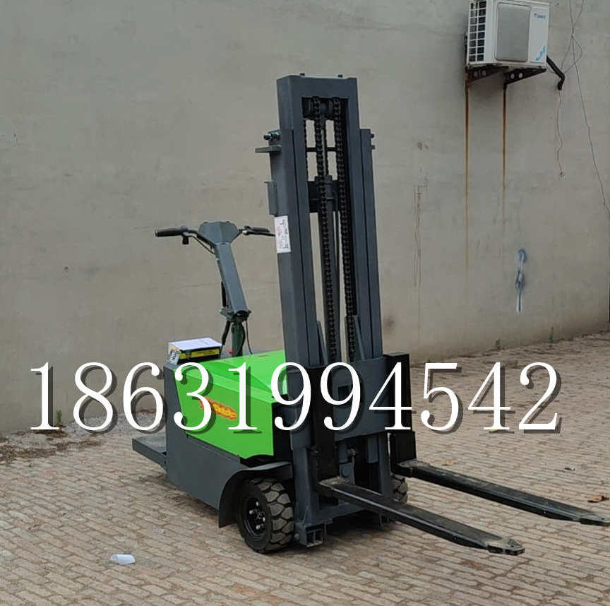 甘井子区优程全电动叉车插腿式堆高车液压装卸车1.5吨升高小型站驾式铲车